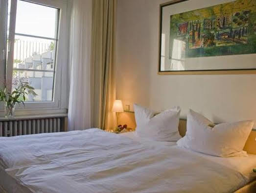 Hotel Am Hofgarten Dusseldorf Exterior photo
